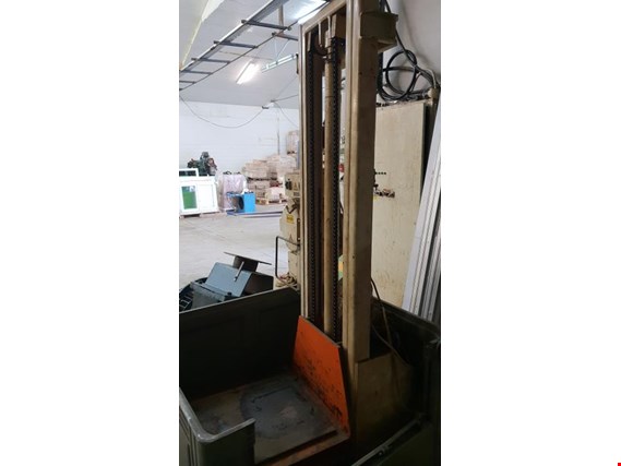 Used ENERGOINVEST VARNOST TSL 2MS  Lifter for Sale (Auction Premium) | NetBid Industrial Auctions